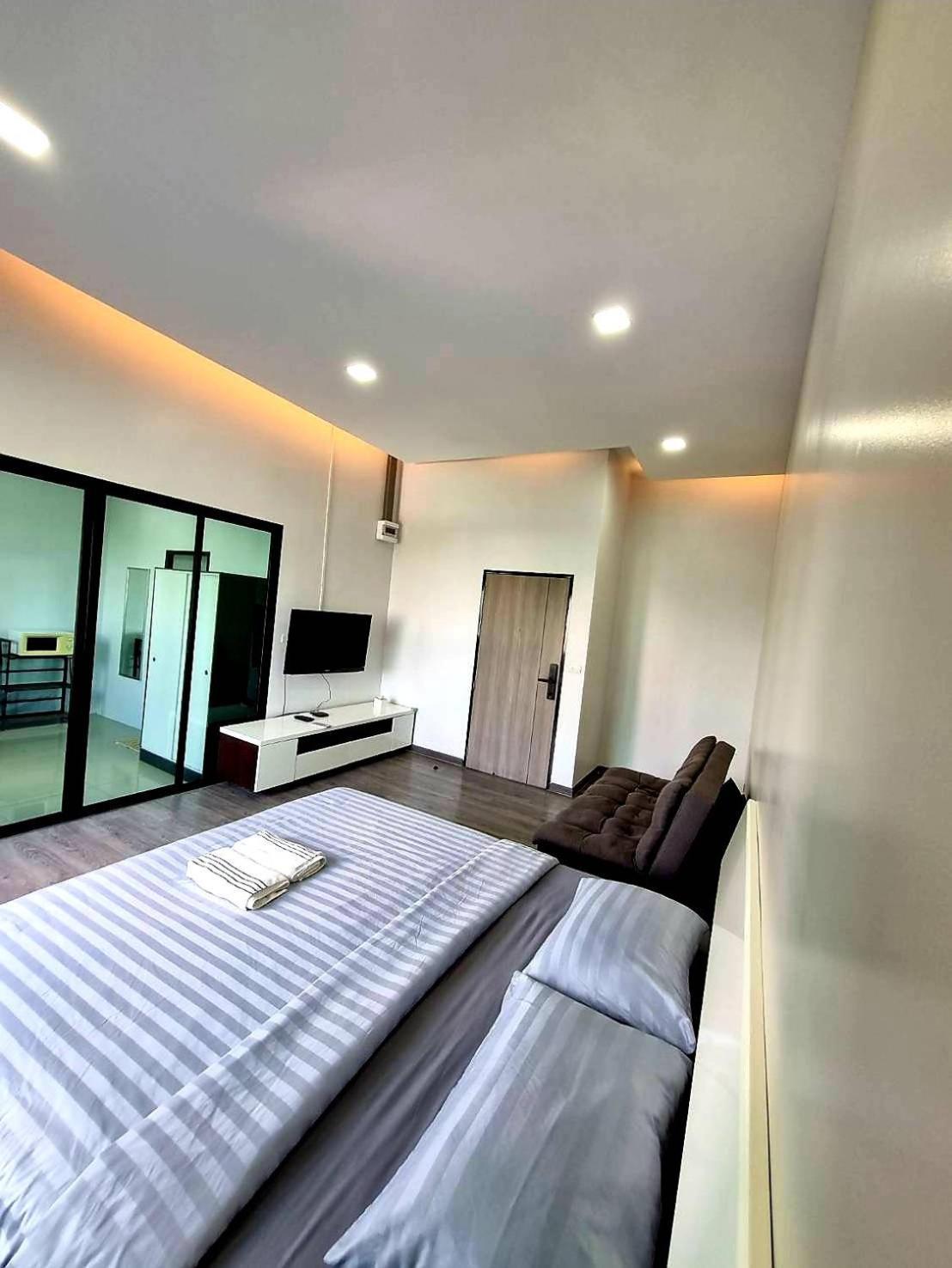 Aqua Residences อควา เรสซิเดนซ์ ห้องพักใหม่ให้เช่า ติดรถไฟฟ้าสถานีวุฒากาศ Bangkok Exterior foto